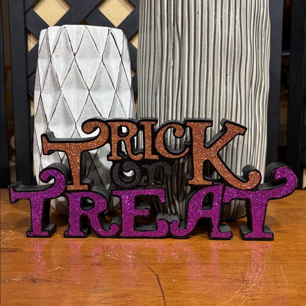 Trick or Treat Halloween Stand Alone Decor